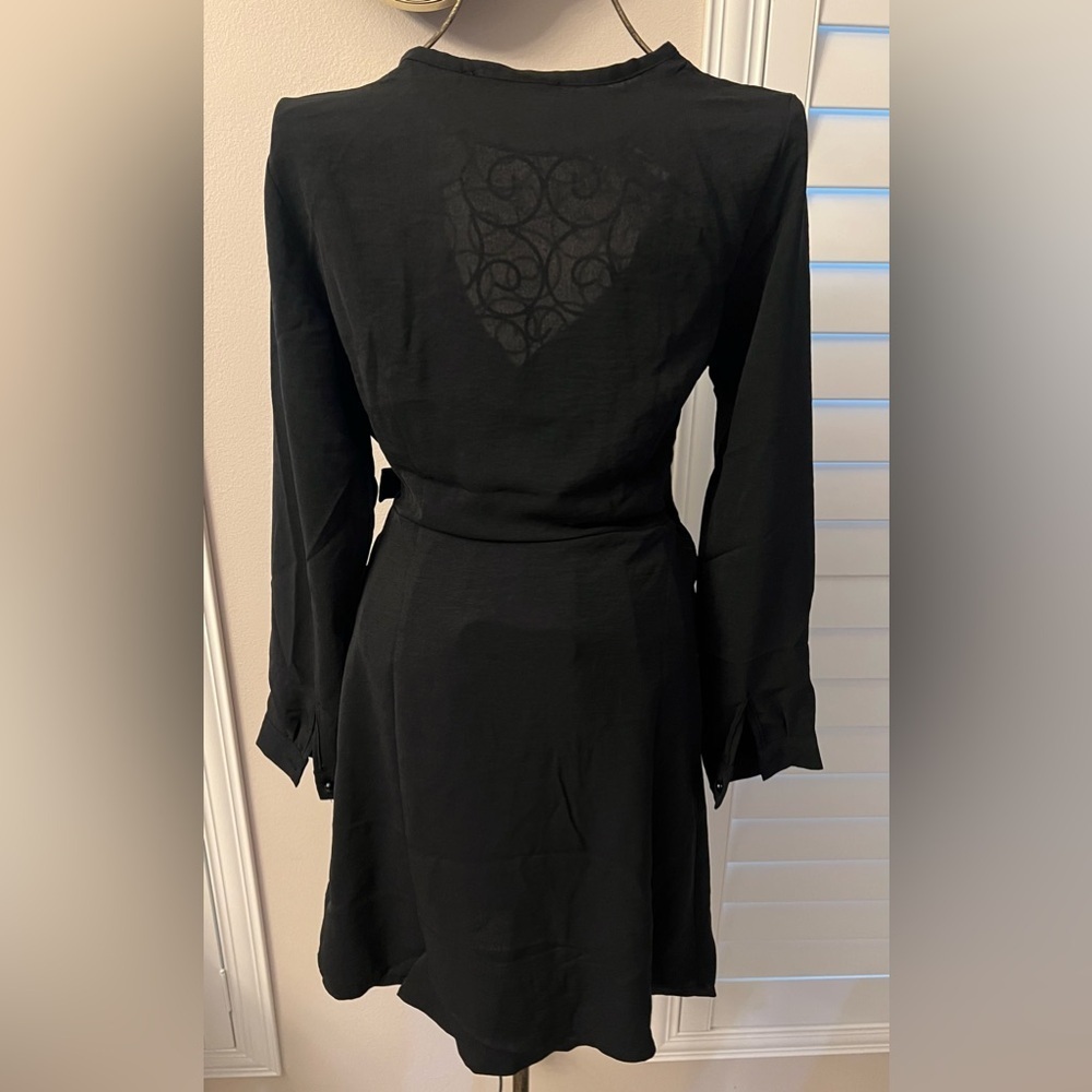 Elegant Black Wrap Dress - Picture 4 of 6